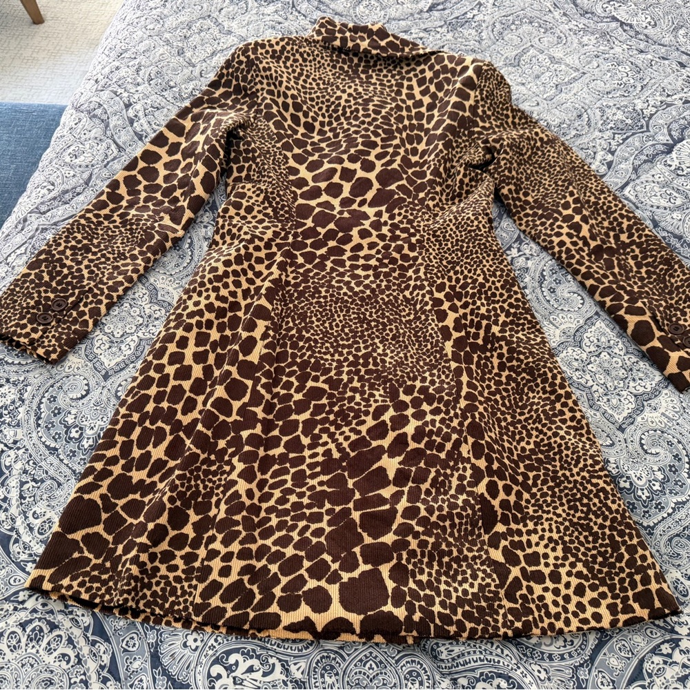 Trina Turk Animal Print Corduroy Double breasted Coat in size 4 - Picture 2 of 5